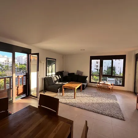 Apartment Beautiful 100m In Mar