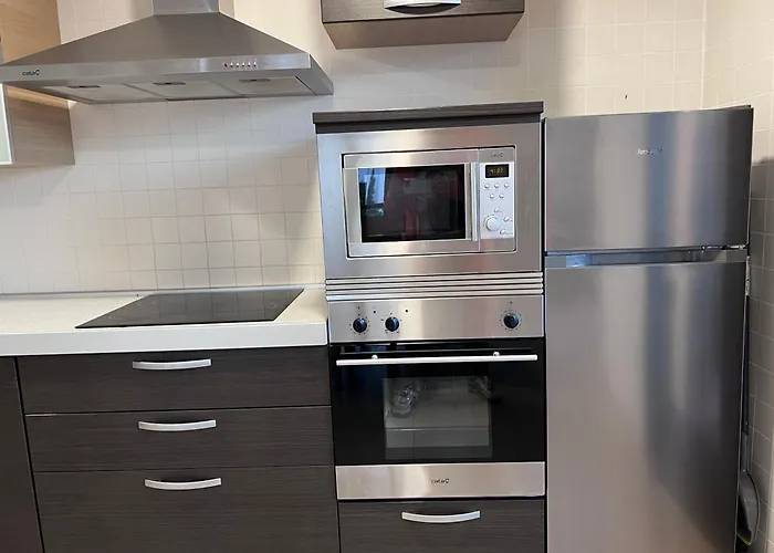 Beautiful 100m In Mar