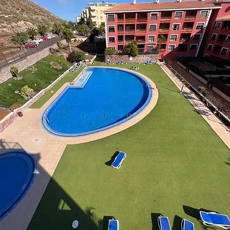 Beautiful 100m In Mar *