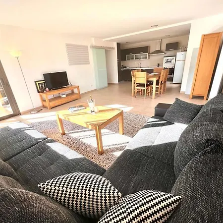 Appartement Beautiful 100m In Mar *