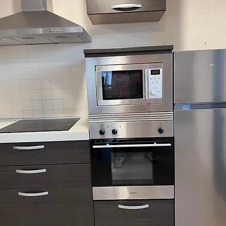 Beautiful 100m In Mar