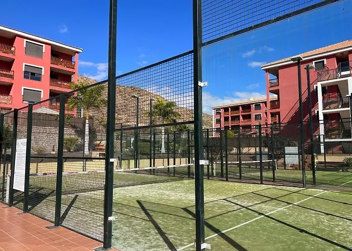 Beautiful 100m In Mar *