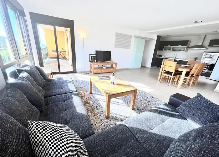 Apartament Beautiful 100m In Mar