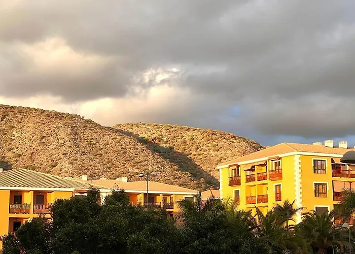 Beautiful 100m In Mar *