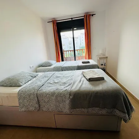 Beautiful 100m In Mar *