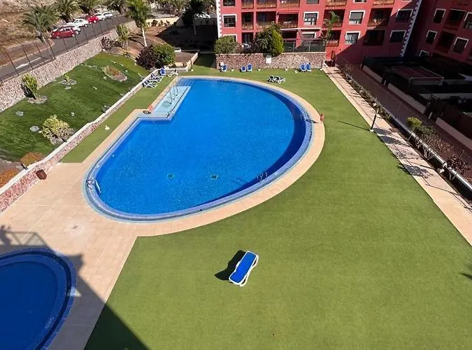 Beautiful 100m In Mar *